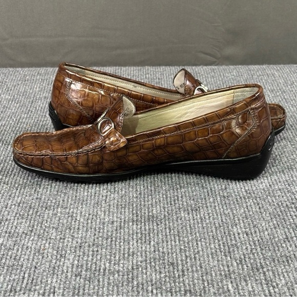 Charlie Paige Wrap Faux Fur Trim Cape Shawl Cozy Lagenlook Fringe One Size Tan - Picture 5 of 9